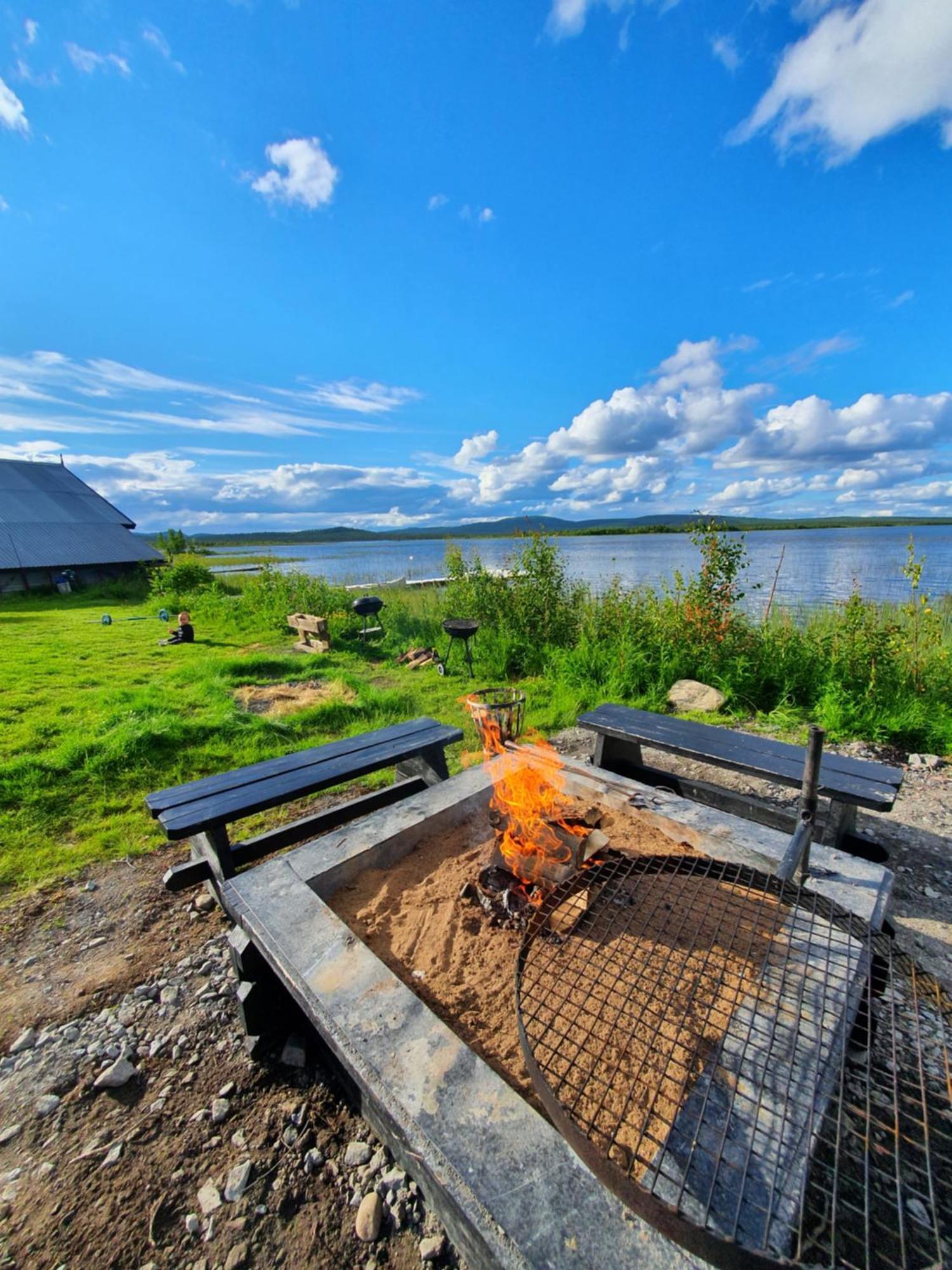 Camp Caroli Wooden Cabins Jukkasjärvi Exteriér fotografie